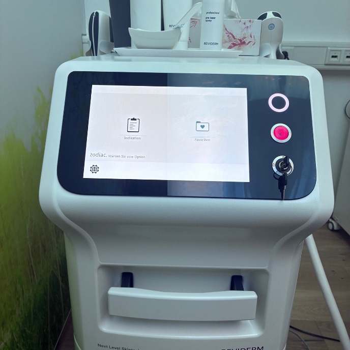 Detailaufnahme Lasergerät – sanfte Haarentfernung